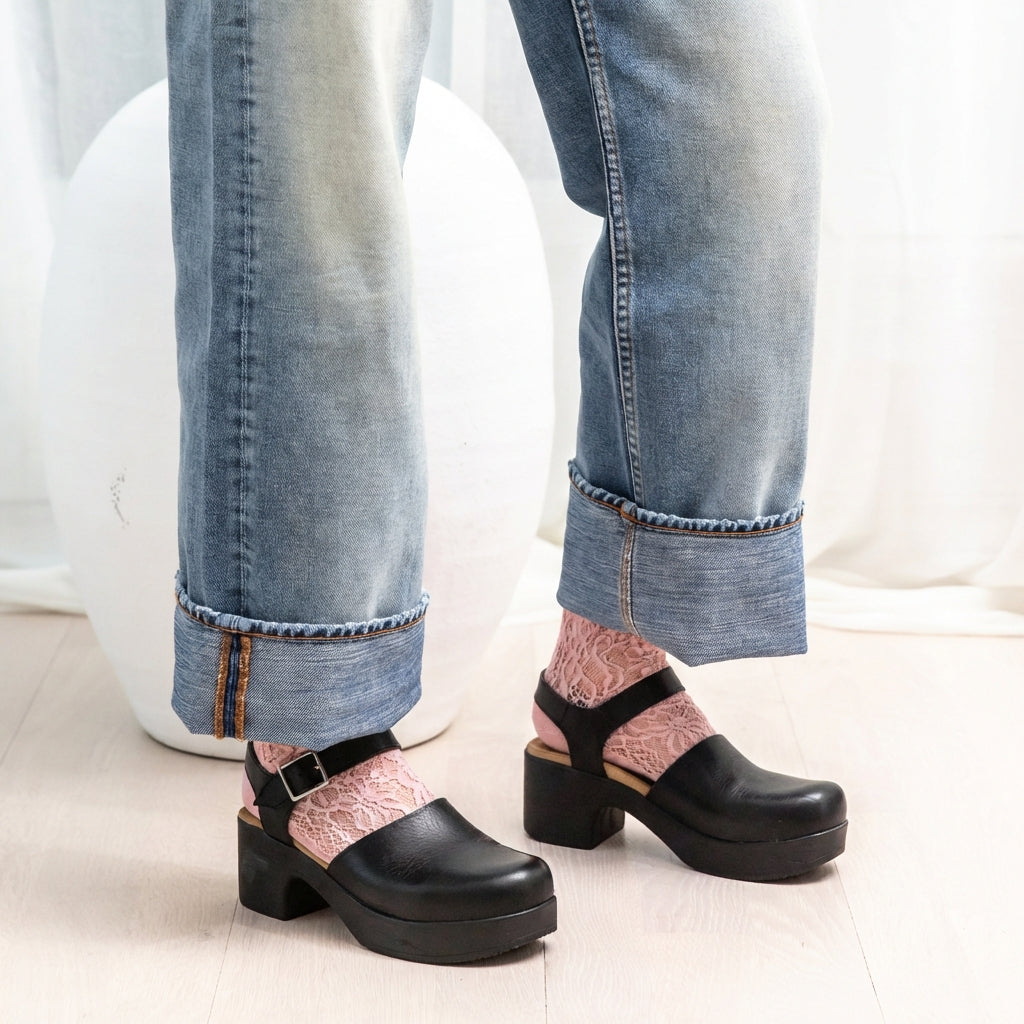 Calou Dolores Mary jane clogs on foot