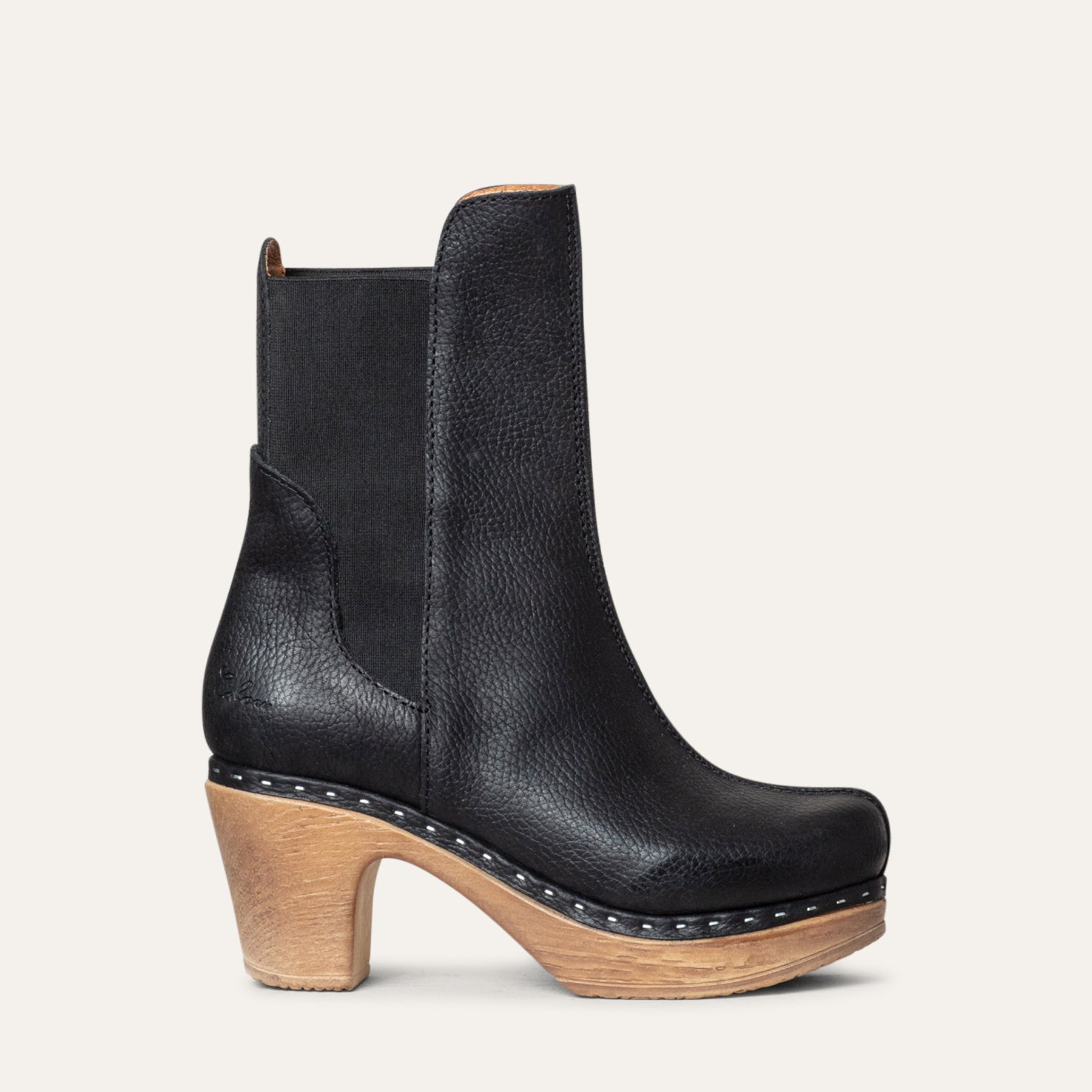Leia black leather boot calou stockholm