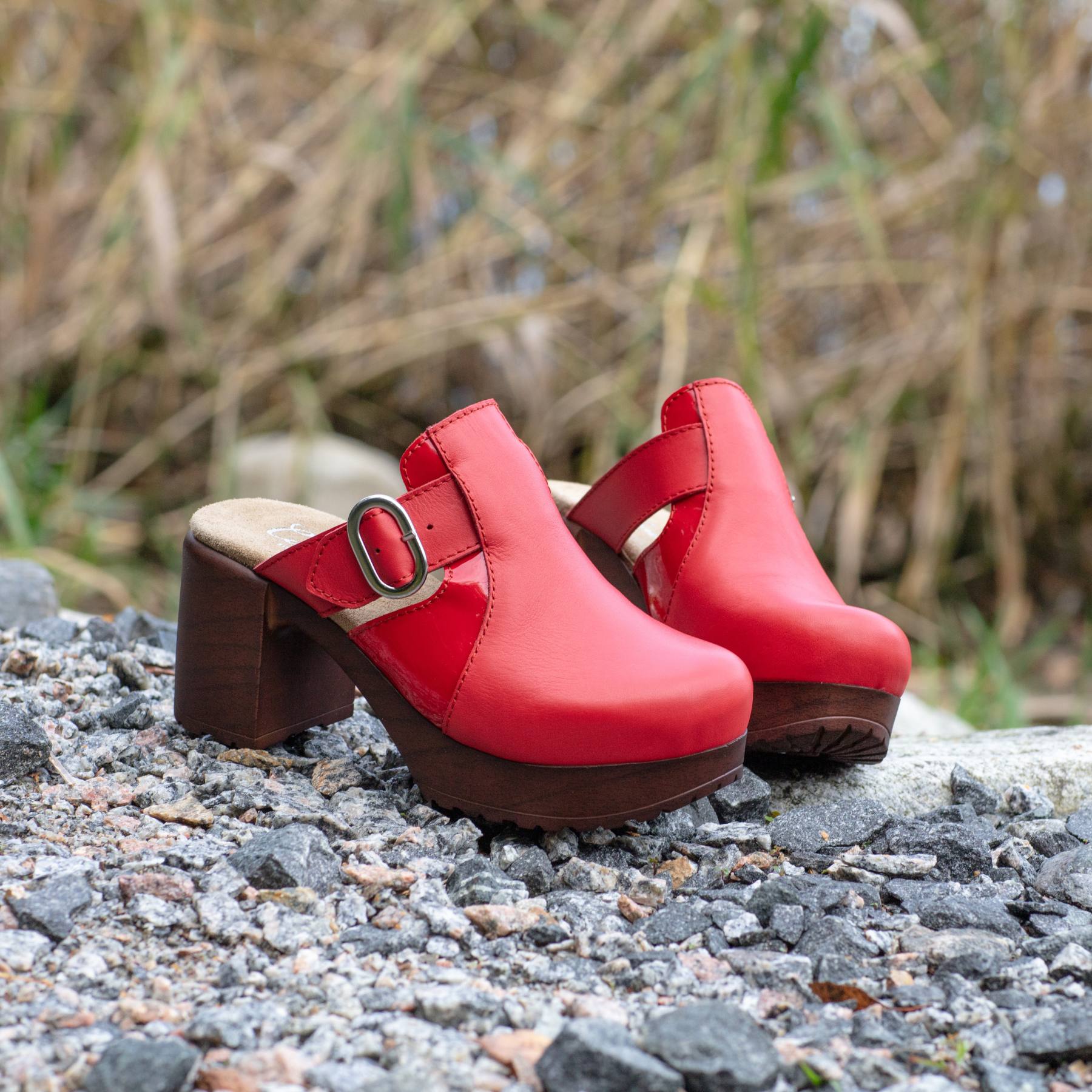 Sonja Red