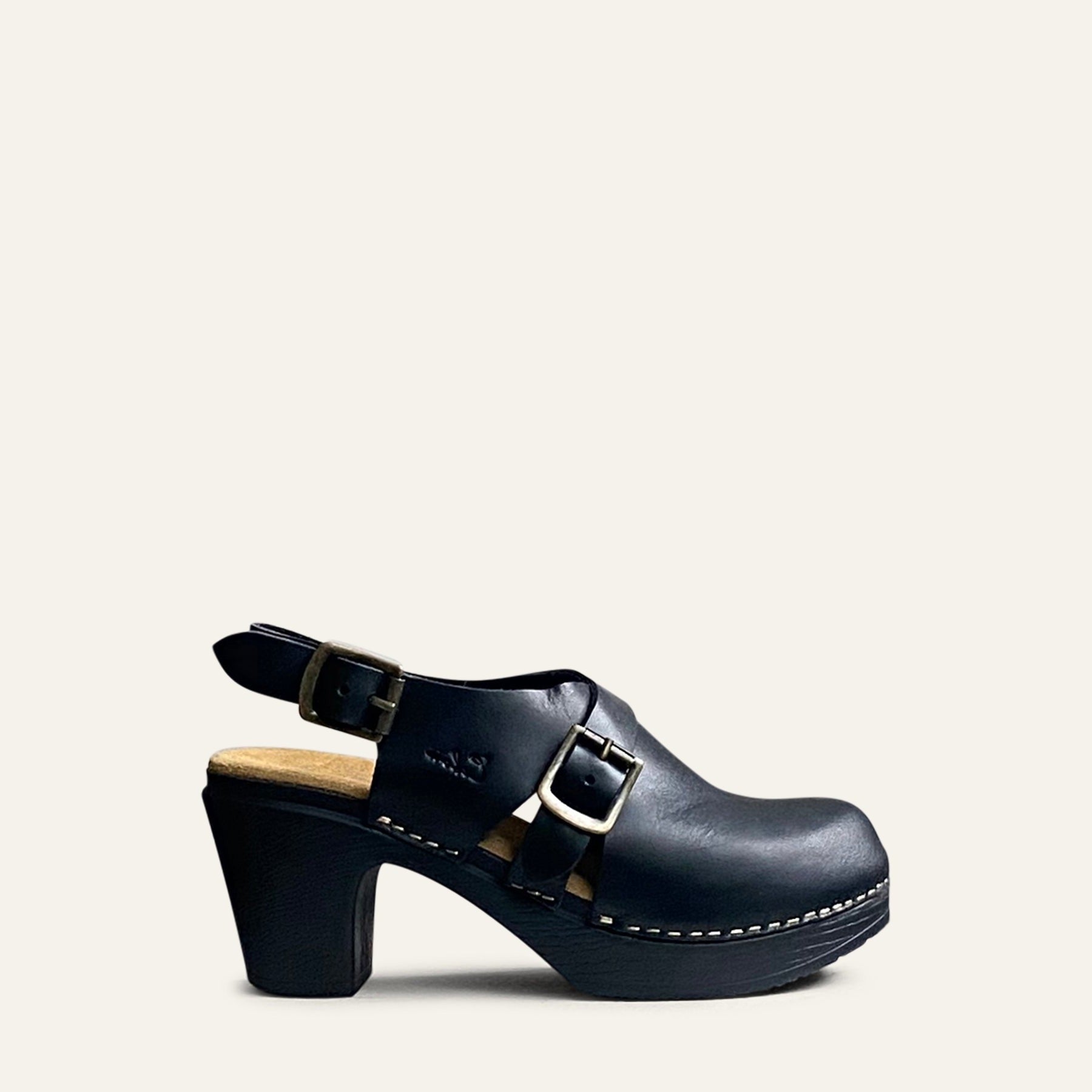 Astrid black leather slingback clog Calou