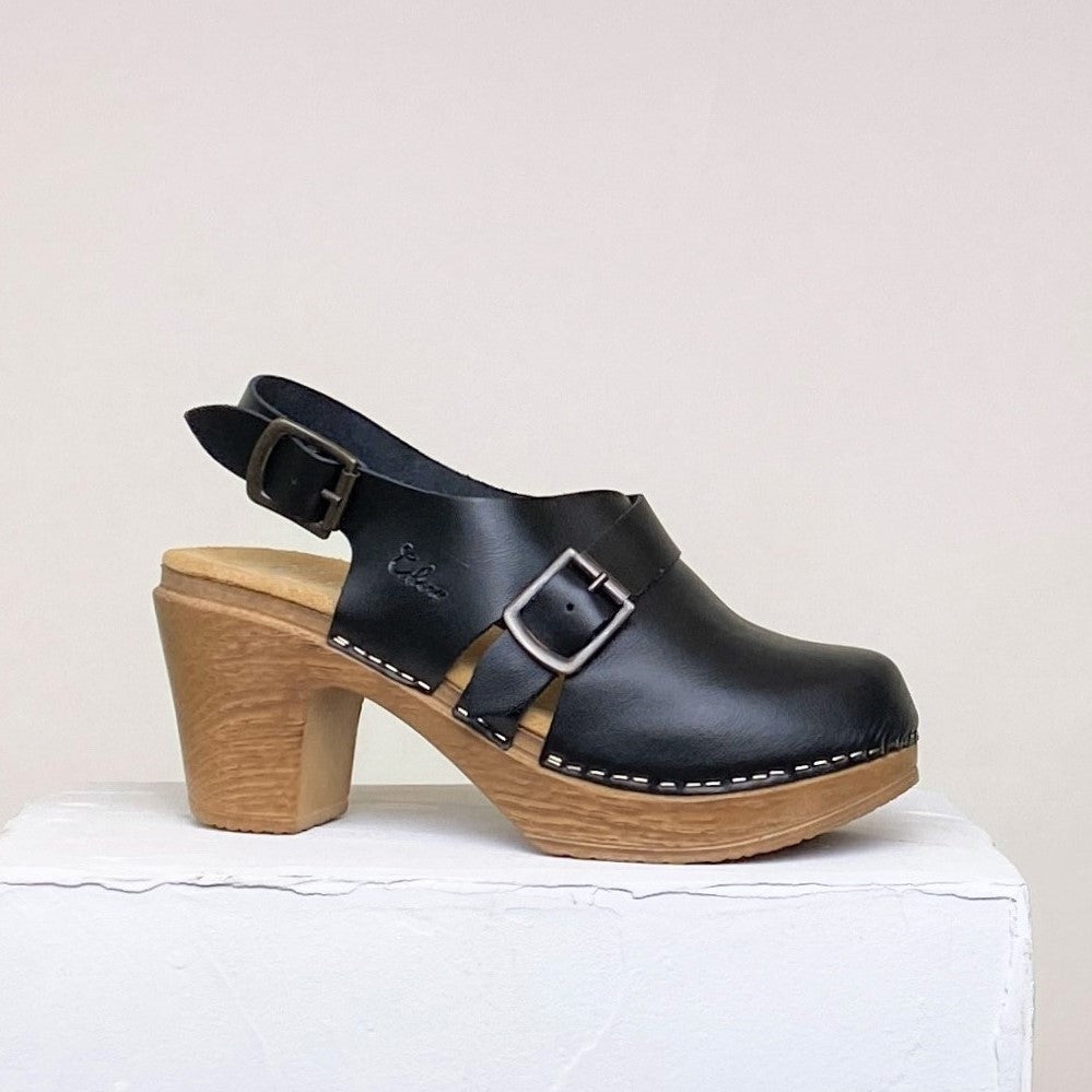 Astrid Black beige sole