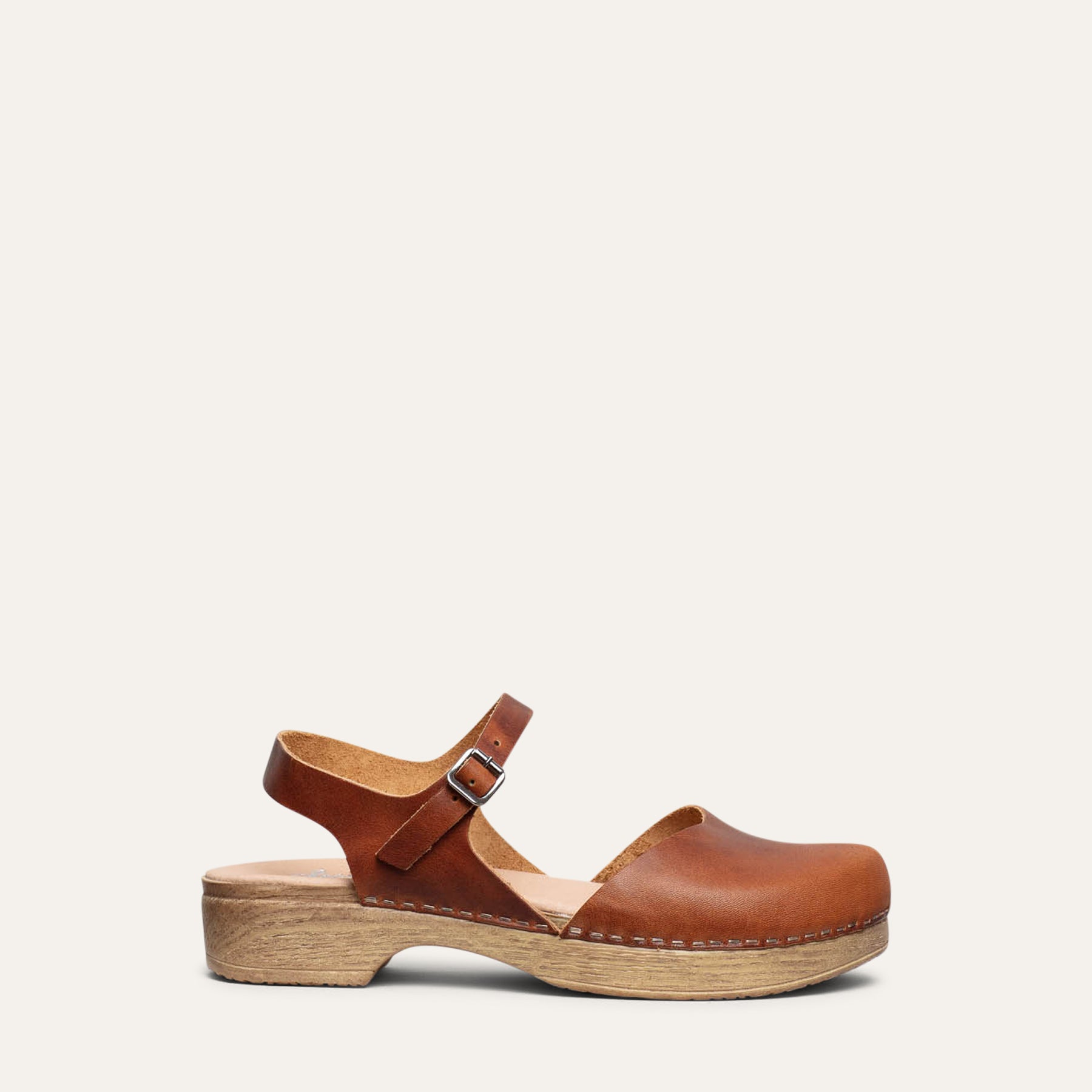 Diana brown leather clog calou stockholm