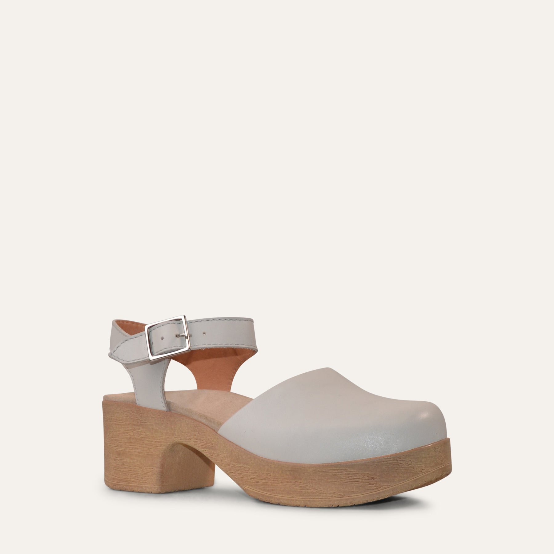 Dolores Cream