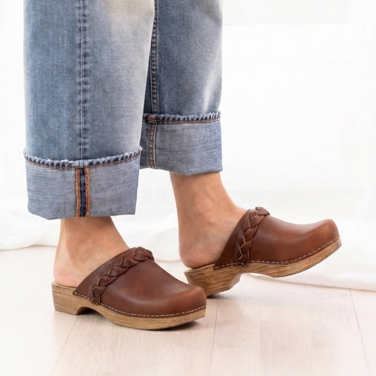 Calou Helena Brown low heeled clogs with braided detail on Calou´s unique soft flexible soles 