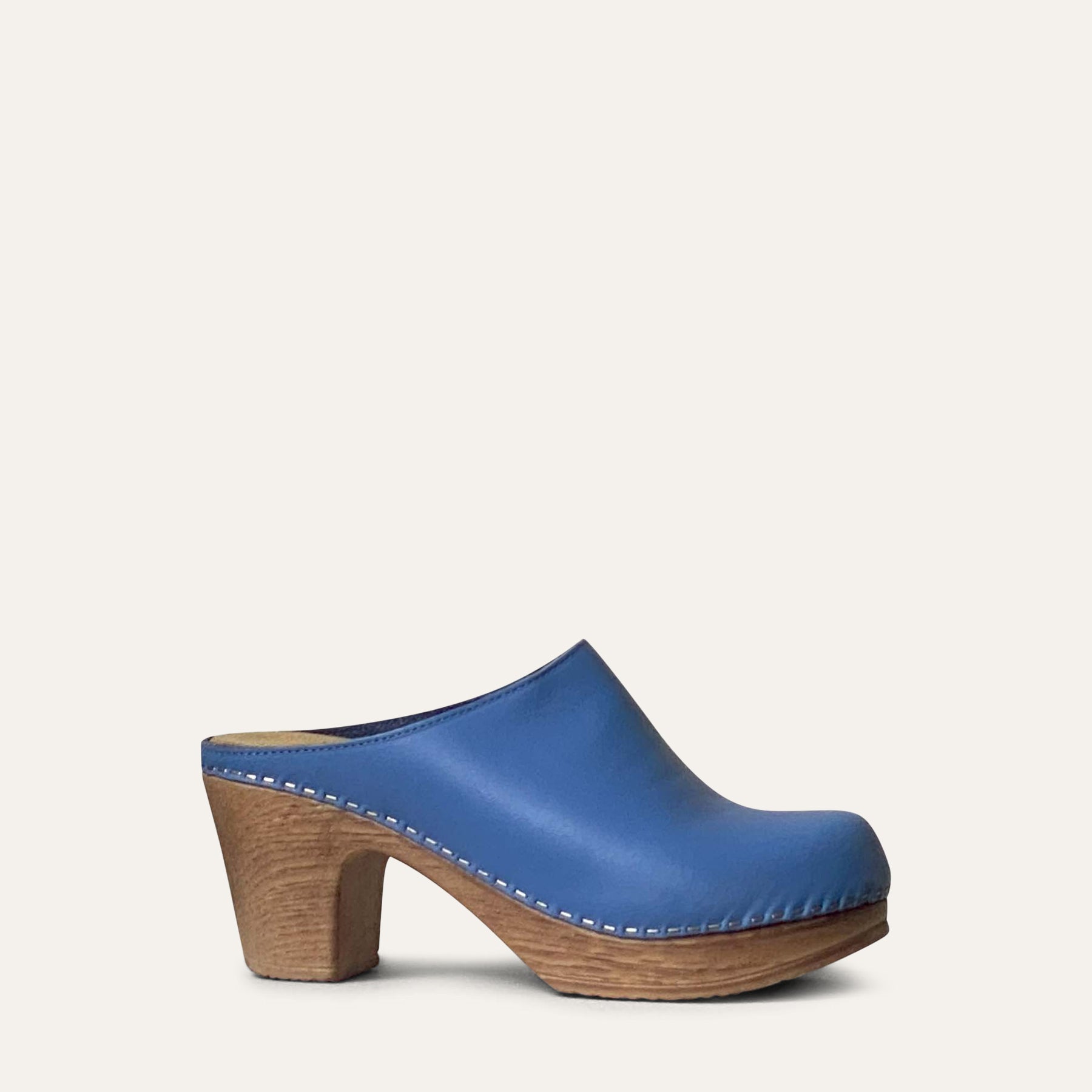 Lisa blue leather soft clog, Calou stockholm